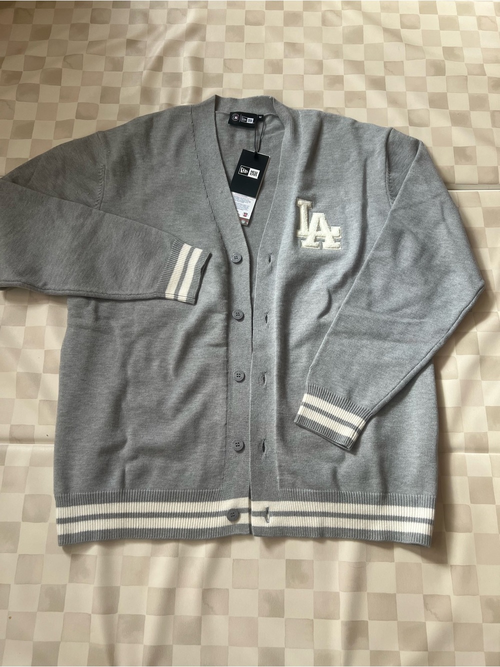NWT! New Era Los Angeles Dodgers Gray Knit Cardigan, medium